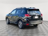 Used 2023 Subaru Forester Premium image 5