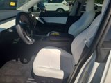 Used 2022 Tesla Model Y Long Range image 3