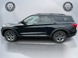 Used 2022 Ford Explorer XLT w/ Equipment Group 202A image 4