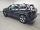 Used 2019 Jeep Cherokee Limited image 3