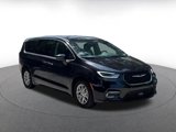 Used 2024 Chrysler Pacifica Touring-L image 2