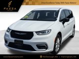 Used 2024 Chrysler Pacifica Touring-L image 1