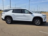 New 2026 Chevrolet Traverse LT image 3