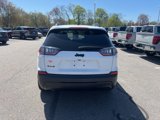 Used 2023 Jeep Cherokee Altitude Lux image 4