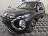 New 2025 Mitsubishi Outlander SE image 3