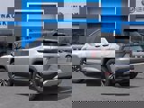 New 2026 Chevrolet Equinox LT w/ Convenience Package II image 3