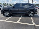 Used 2024 Volkswagen Atlas Cross Sport SEL R-Line image 5