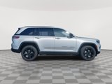New 2025 Jeep Grand Cherokee Altitude image 6