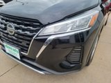 Used 2021 Nissan Kicks S image 3