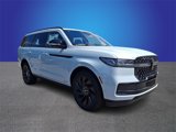 New 2025 Lincoln Navigator Reserve image 2