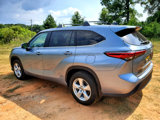 Used 2022 Toyota Highlander LE image 6