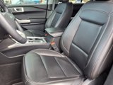 Used 2022 Ford Explorer XLT w/ Equipment Group 202A image 3