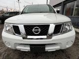 Used 2016 Nissan Frontier SV image 2