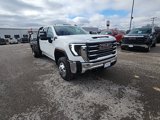 Used 2024 GMC Sierra 3500 SLE image 3