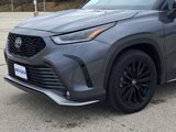 Used 2023 Toyota Highlander XSE image 4