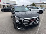 Used 2024 GMC Terrain SLT image 2