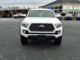Used 2021 Toyota Tacoma TRD Off-Road image 2