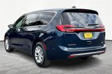 New 2025 Chrysler Pacifica Select image 3
