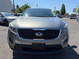 Used 2016 Kia Sorento L image 4