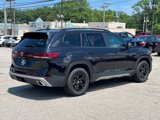 New 2025 Volkswagen Atlas Peak Edition SE image 4