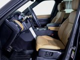 Used 2024 Land Rover Discovery Metropolitan Edition image 5