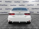 Used 2023 Toyota Camry SE image 4