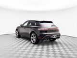 Used 2024 Porsche Macan image 3