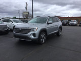 Used 2024 Volkswagen Atlas SE w/ Panoramic Sunroof Package image 3