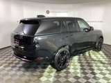 Used 2025 Land Rover Range Rover SE image 2