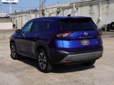 Used 2023 Nissan Rogue SV image 3