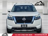 Used 2024 Nissan Pathfinder SL image 3