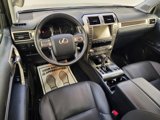 Used 2018 Lexus GX 460 image 3