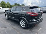Used 2021 Nissan Rogue Sport S image 3