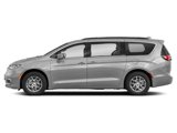 Used 2023 Chrysler Pacifica Limited image 2