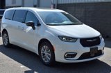 New 2026 Chrysler Pacifica Select image 2