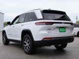 Used 2024 Jeep Grand Cherokee Limited image 3