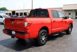 Used 2022 Nissan Titan SV w/ SV Convenience Package image 4