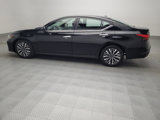 Used 2023 Nissan Altima 2.5 SV image 3