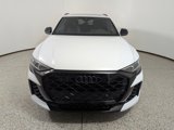 New 2025 Audi RS Q8 performance image 2