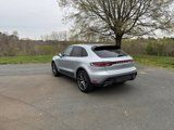 Certified 2025 Porsche Macan Turbo image 3