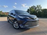 Used 2021 Toyota Sienna Limited image 2