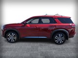 New 2025 Nissan Pathfinder Platinum w/ Black Appearance Package image 3