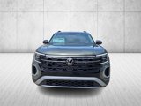New 2025 Volkswagen Atlas Peak Edition SE image 2