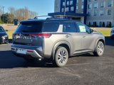 New 2025 Nissan Pathfinder SL image 3