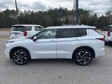 New 2025 Mitsubishi Outlander SEL image 3