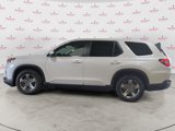 New 2025 Honda Pilot EX-L image 2