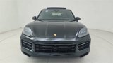 Used 2025 Porsche Cayenne image 2