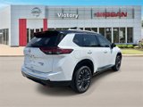 New 2026 Nissan Rogue Platinum image 3