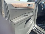 New 2025 Volkswagen Atlas SEL image 4