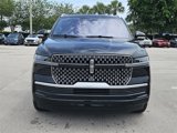 New 2025 Lincoln Navigator L Reserve image 2